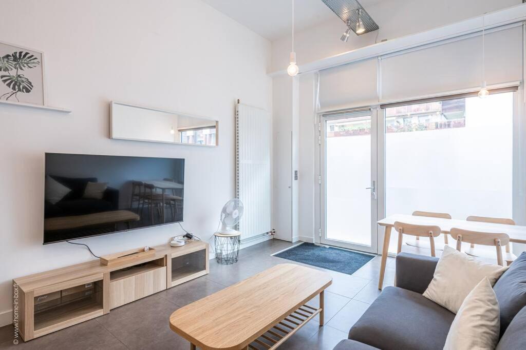 L'Atelier Loft-Invalides Tour Eiffel- 6 Pers-2 Chambres - Cosy Paris Exterior photo